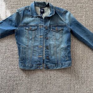 GAP Blue Jean Jacket Classic Denim Style